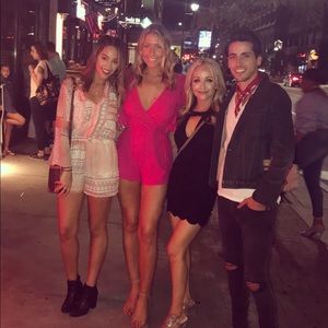 Bcbg generation Long sleeve pink romper